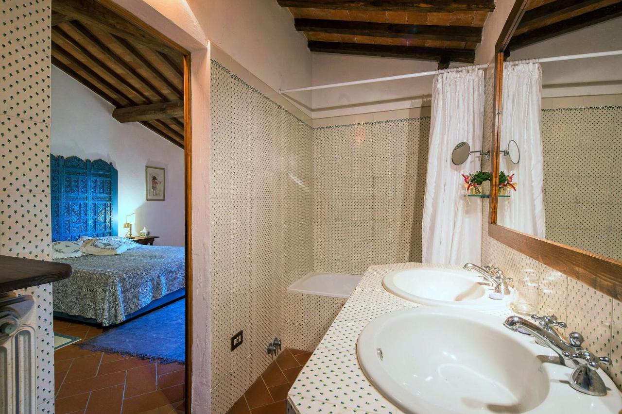Pozza Di Volpaia By Salogi Villas Radda in Chianti Exteriör bild